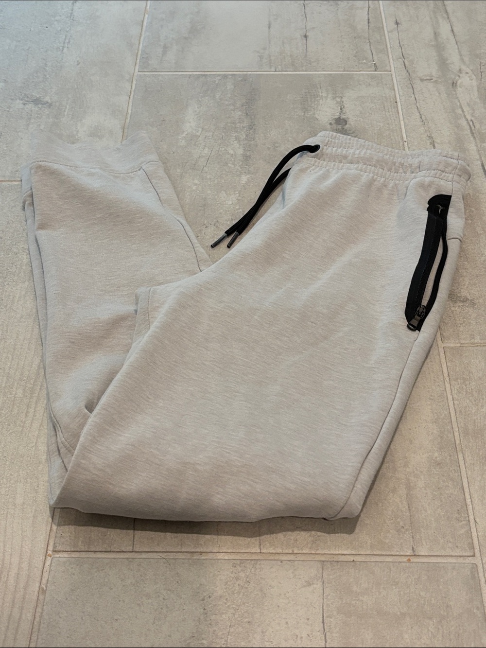 Old Navy Light Gray boys Jogger Sweatpants with Black Drawcord